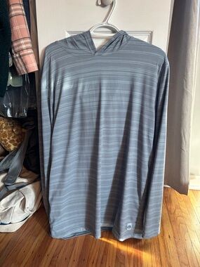 PGA Tour Men’s Performance Golf Hoodie - Large (Never Worn)